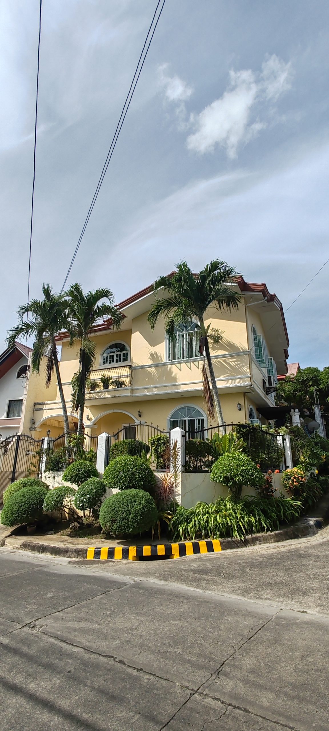 El Monte Verde 4BR House and Lot